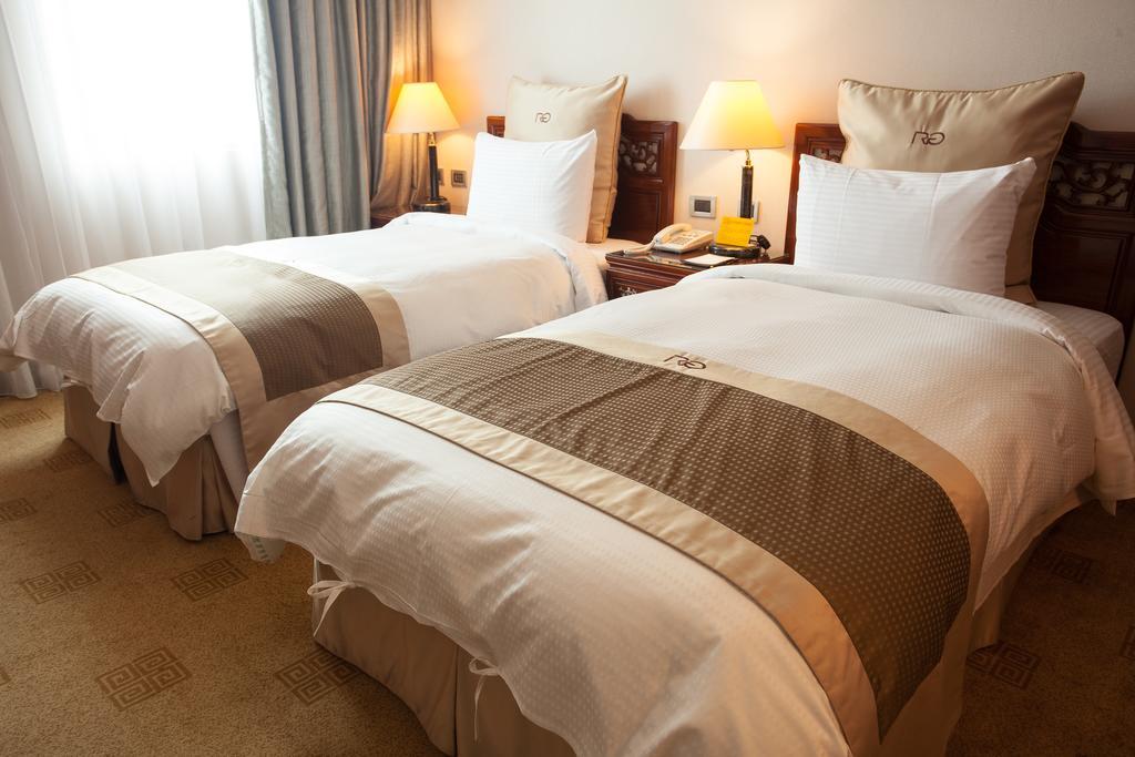 Rich Garden Hotel Тайбэй Экстерьер фото