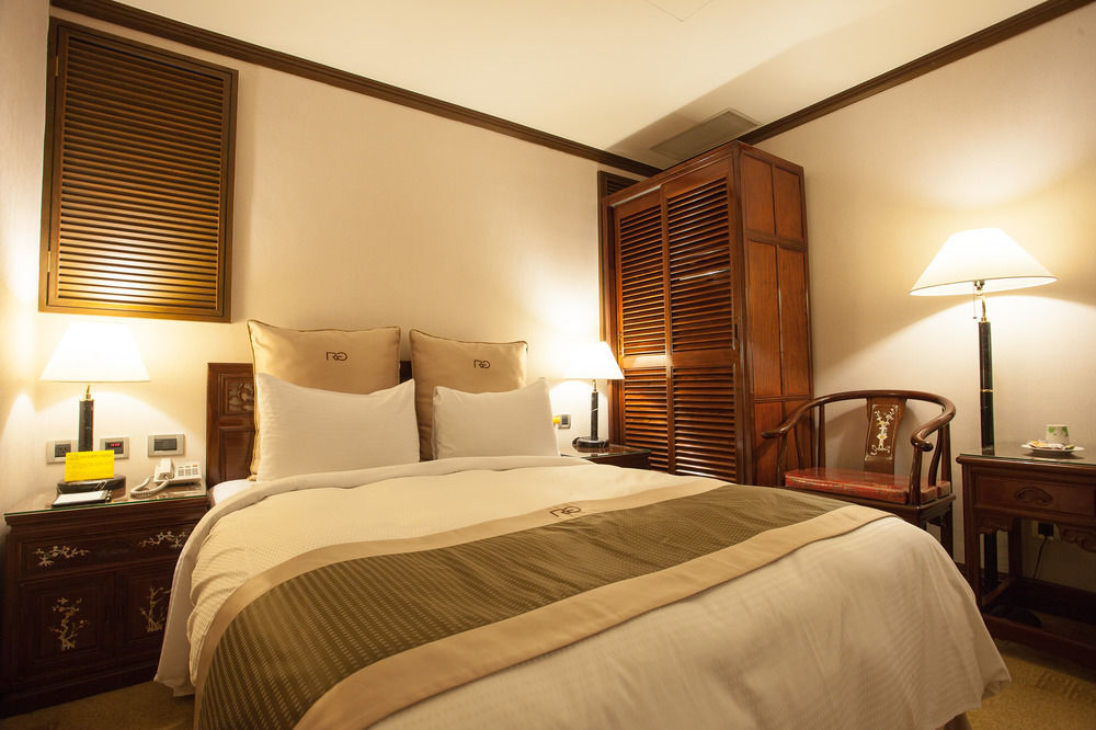 Rich Garden Hotel Тайбэй Экстерьер фото